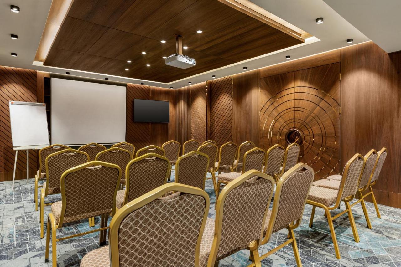 Ramada By Wyndham Istanbul Umraniye Hotel Eksteriør billede